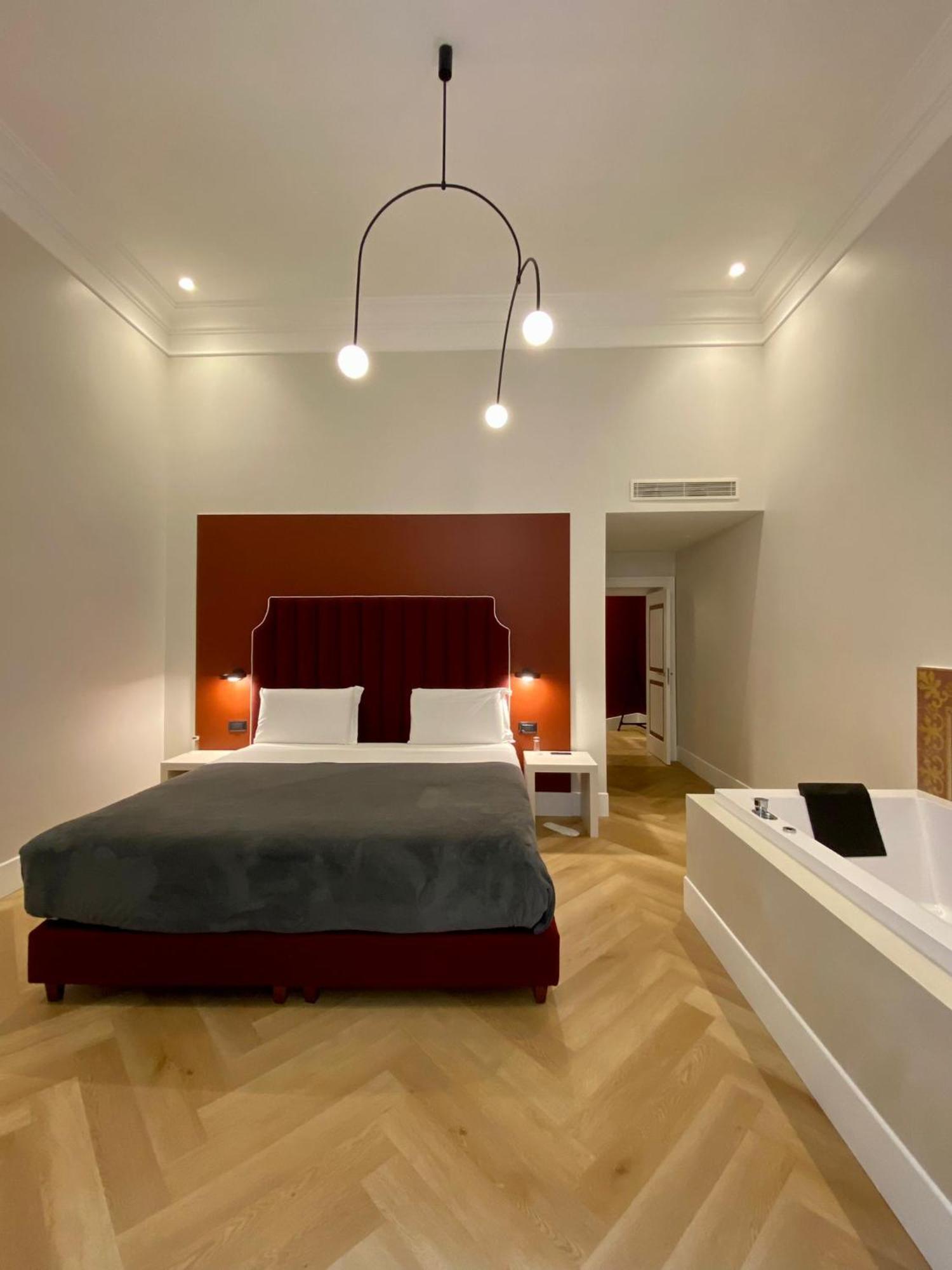 Relais Della Porta Hotel Napoli Bagian luar foto